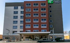 Holiday Inn Express & Suites Jersey City North - Hoboken By Ihg